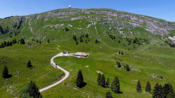 Discover Saint-Cergue - La Dôle in summer