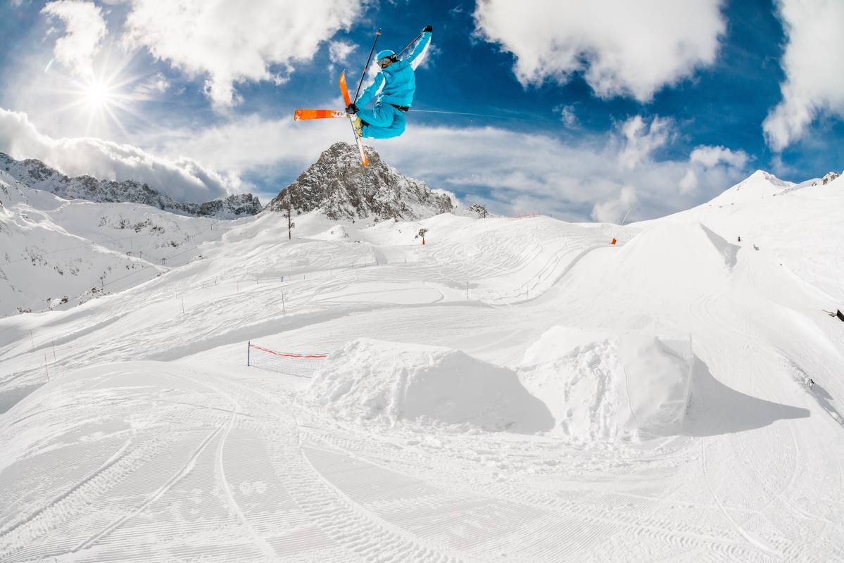 The 8 Best Snowparks in France and Switzerland