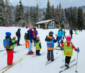 Nordic ski group lessons for children