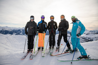 Alpin skiing group lessons for adult - From 13 years old
